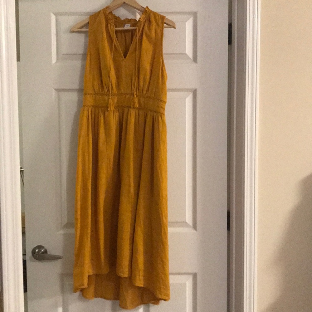 Old Navy Gold sun dress. Size medium